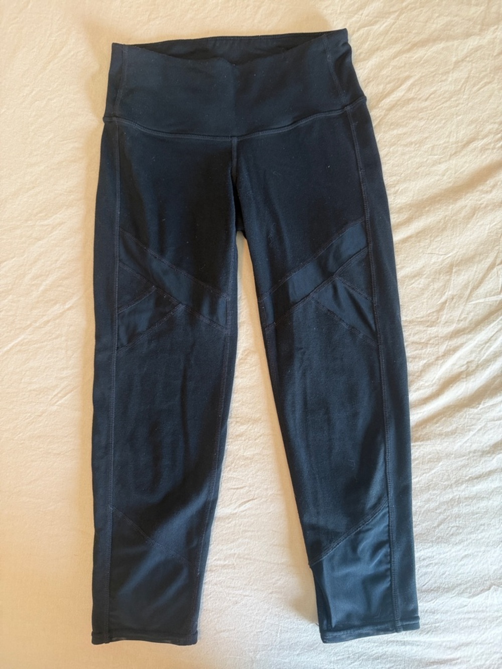 Athleta Navy High-Rise Capri Leggings